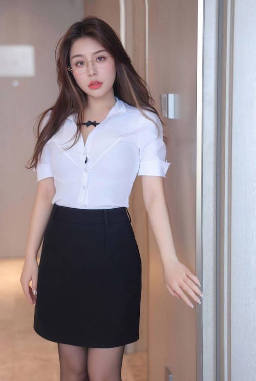 根据您的要求，生成一个包含3个长尾关键词的SEO标题：

**欧美激情在线一区二区三区高清完整版 | 无删减欧美大片在线观看 | 2024热门欧美激情影视资源推荐**