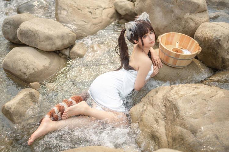 少妇人妻偷人的相关介绍